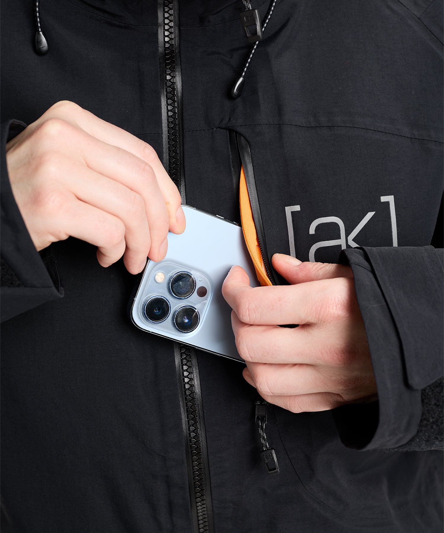 BurtonAKGORE-TEXEmbarkJacket2026TrueBlack-ChestPocket