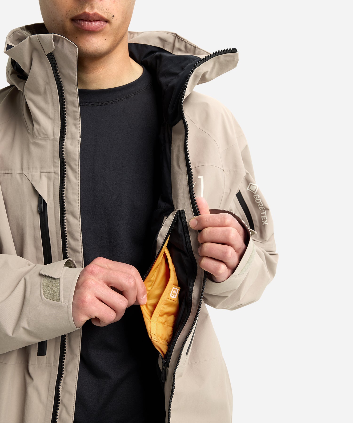 BurtonAKGORE-TEXSwash2LJacket2026SummitTaupe-PhonePocket