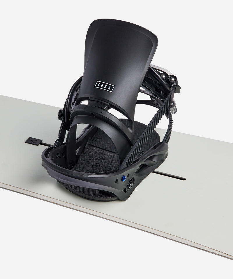 BurtonLexaRe_Flex2026Black-OnBoard