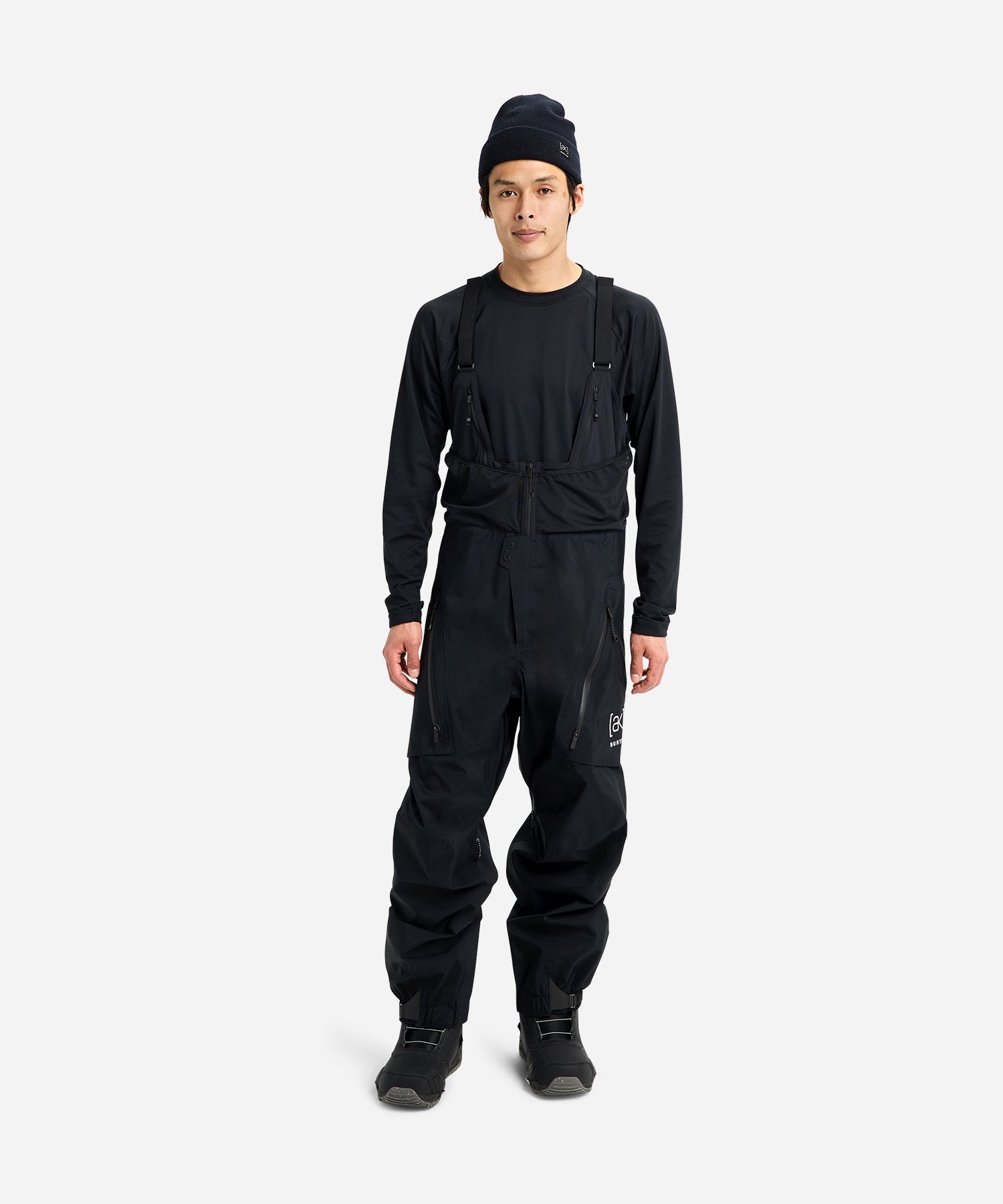 Burton_ak_GORE-TEXPROAcamar3LBib2026TrueBlack-ModelFront2