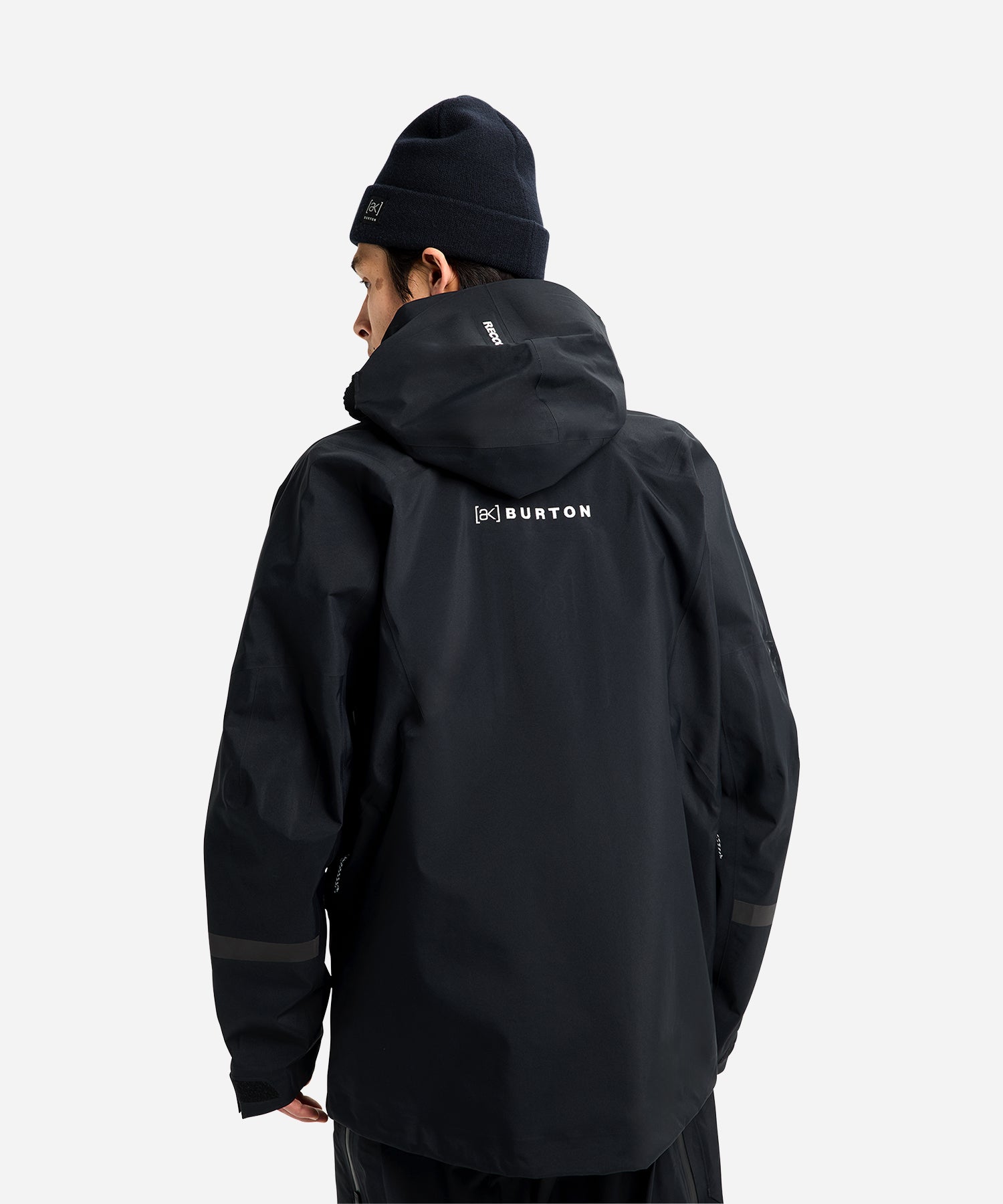 Burton_ak_GORE-TEXPROAcamar3LJacket2026TrueBlack-ModelBackClose