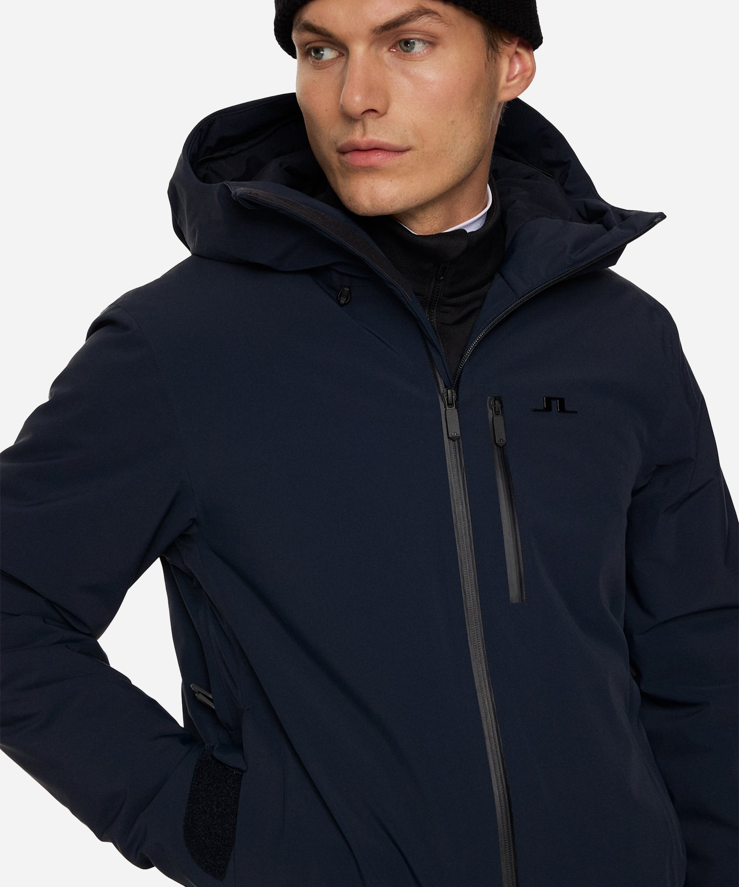 J.LindebergAltaJacketJLNavy-ModelClose
