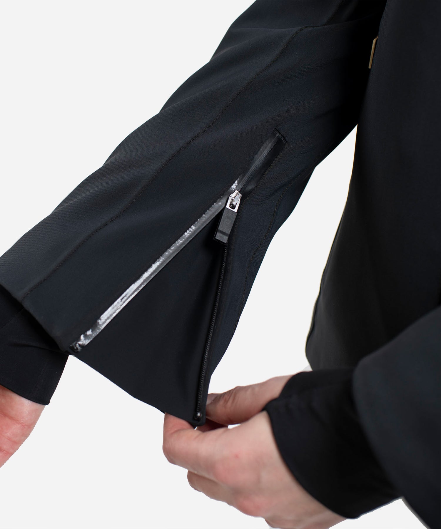 KJUSWomen_sFormulaJacketBlack_White-Sleeve